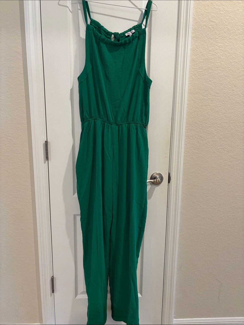 white birch Emerald Green Sleeveless Jumpsuit
